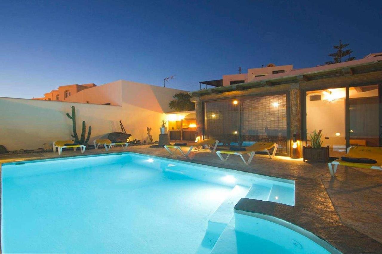 V Princesa Piscina Con Piscina Climatizada Y Bbq Puerto del Carmen  Exterior photo